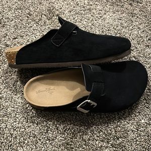 Black clogs